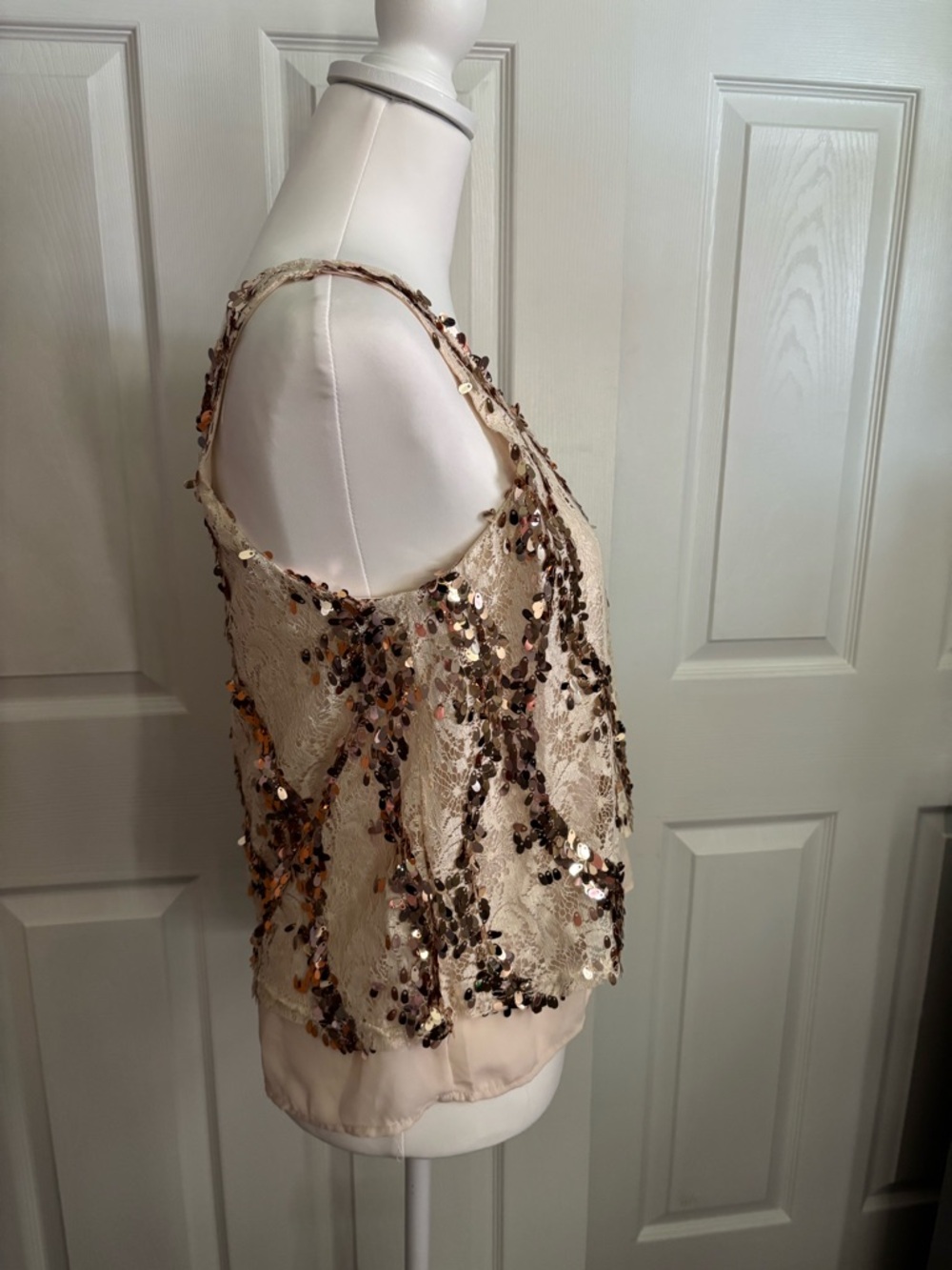 Charlotte Russe Rose Gold Sequin Lace Scoop Neck Sleeveless Tank Top XS - Picture 4 of 5